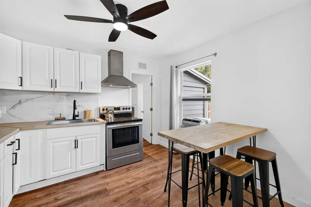 2702 NE 9TH AVENUE #1/2 Wilton Manors, FL 33334