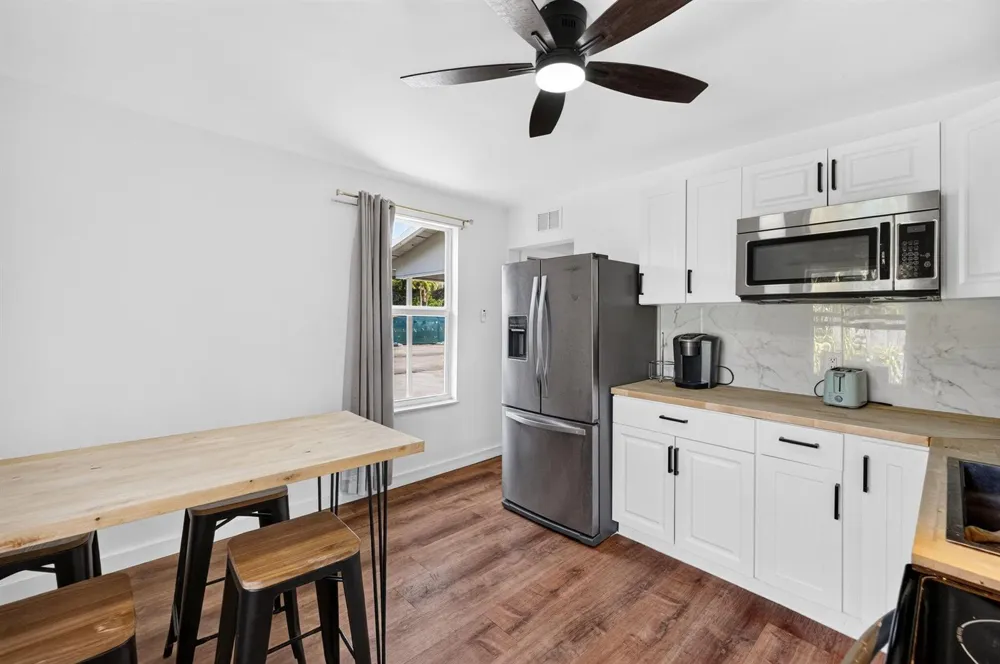 2702 NE 9TH AVENUE #1/2 Wilton Manors, FL 33334