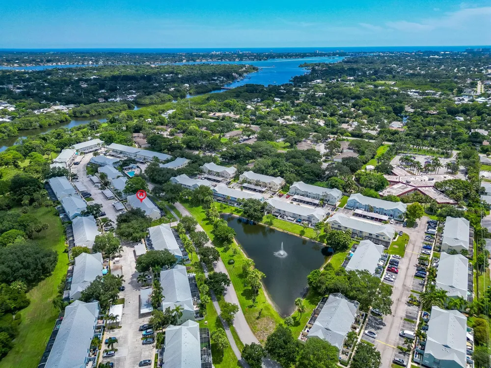 6207 Riverwalk Lane #5 Jupiter, FL 33458