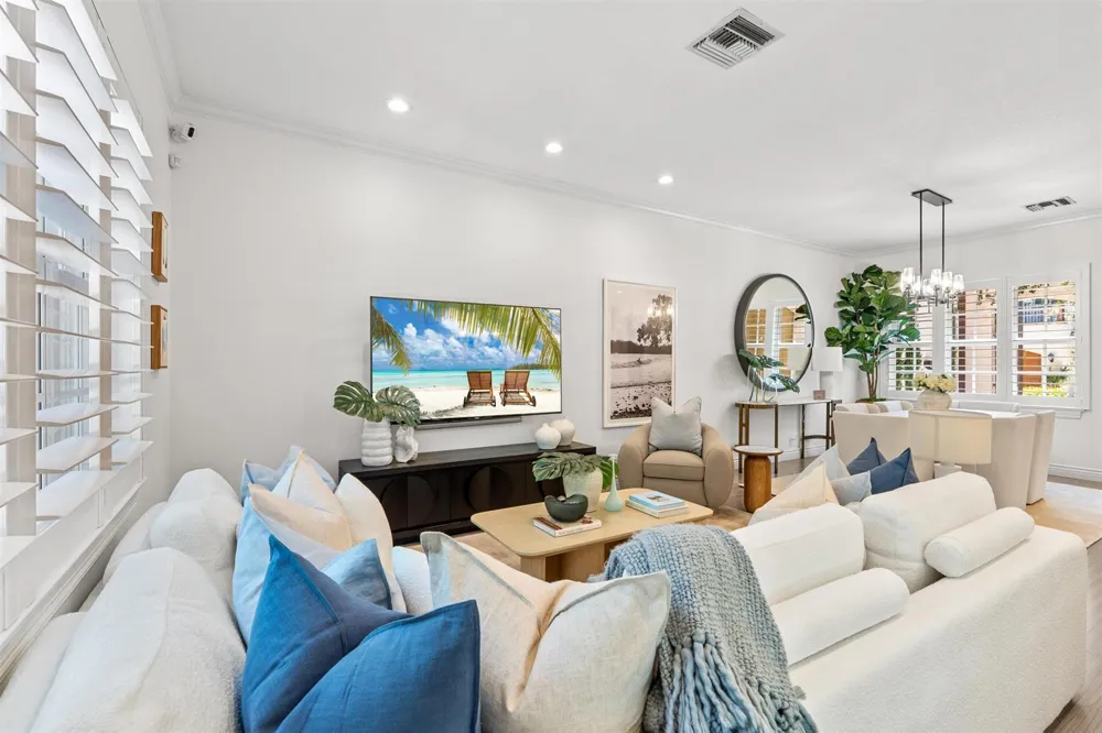 1027 Coralina Lane Delray Beach, FL 33483