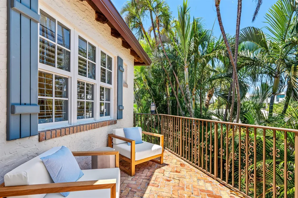 1027 Coralina Lane Delray Beach, FL 33483