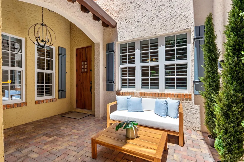 1027 Coralina Lane Delray Beach, FL 33483