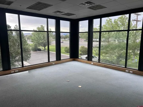 1404 Hawk Parkway #201