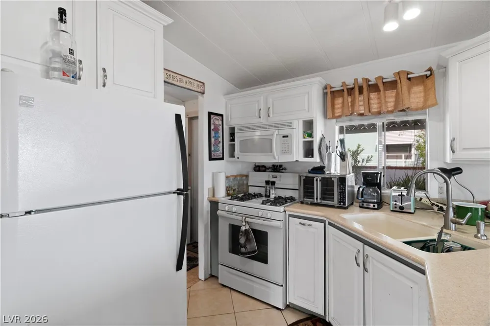 1655 Granada Street Laughlin, NV 89029