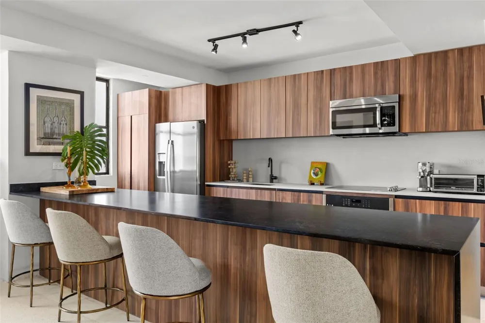 20 DELCASSE STREET #603 San Juan, PR 00907