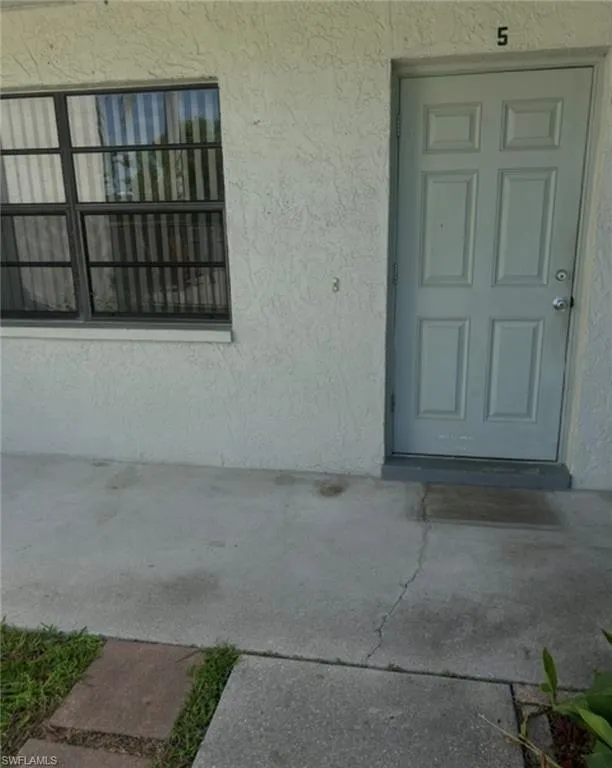919 SE 8 TERRACE #5 Cape Coral, FL 33990