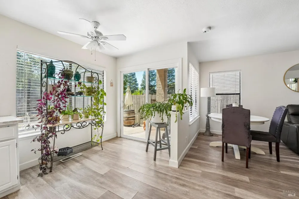 149 Cottontail Way Windsor, CA 95492