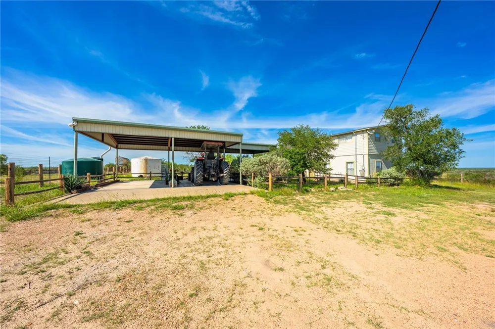 2750 FM 624 Tilden, TX 78072