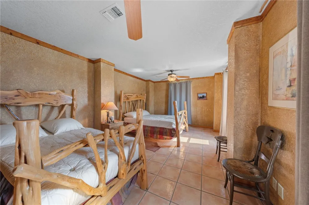 2750 FM 624 Tilden, TX 78072