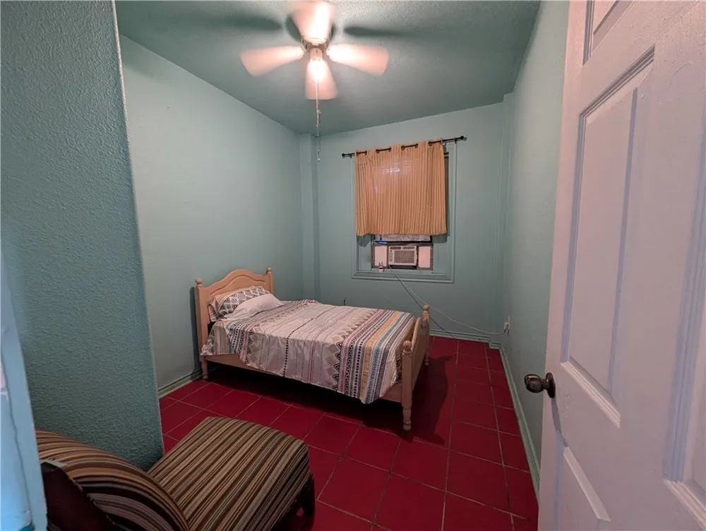 1060 S Whitney Street Aransas Pass, TX 78336