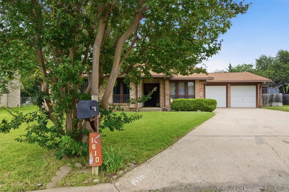 1610 Karen Cove Round Rock, TX 78664