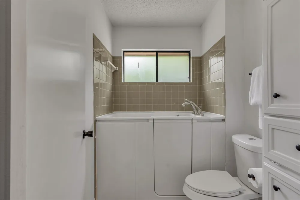 1610 Karen Cove Round Rock, TX 78664
