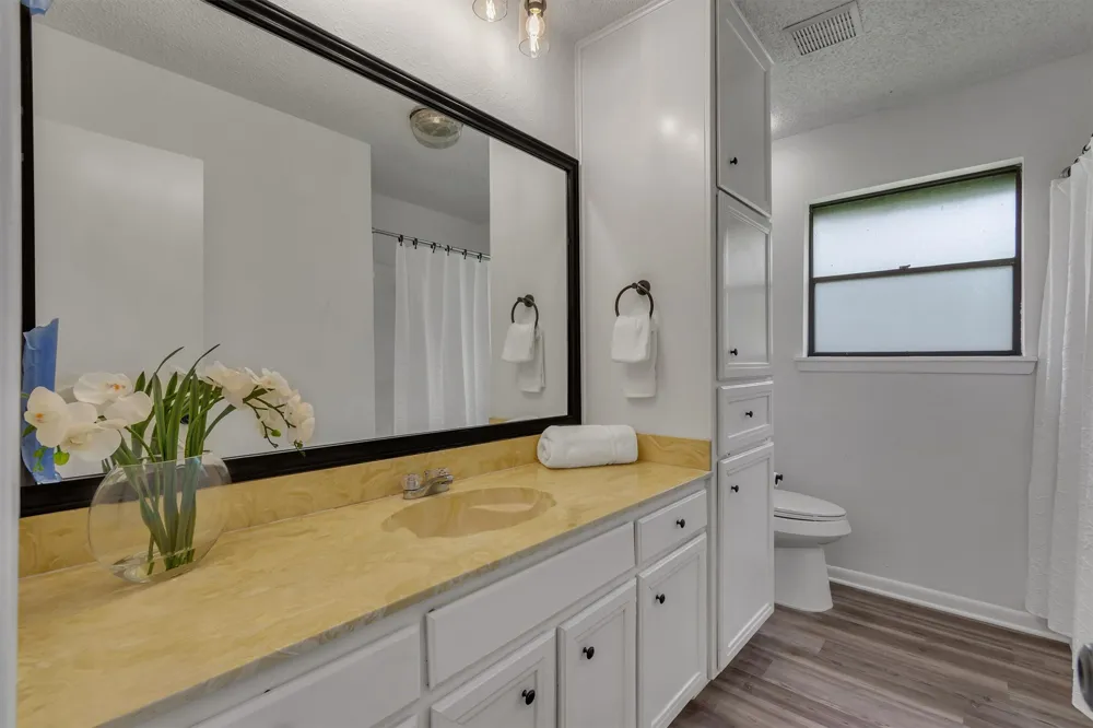 1610 Karen Cove Round Rock, TX 78664