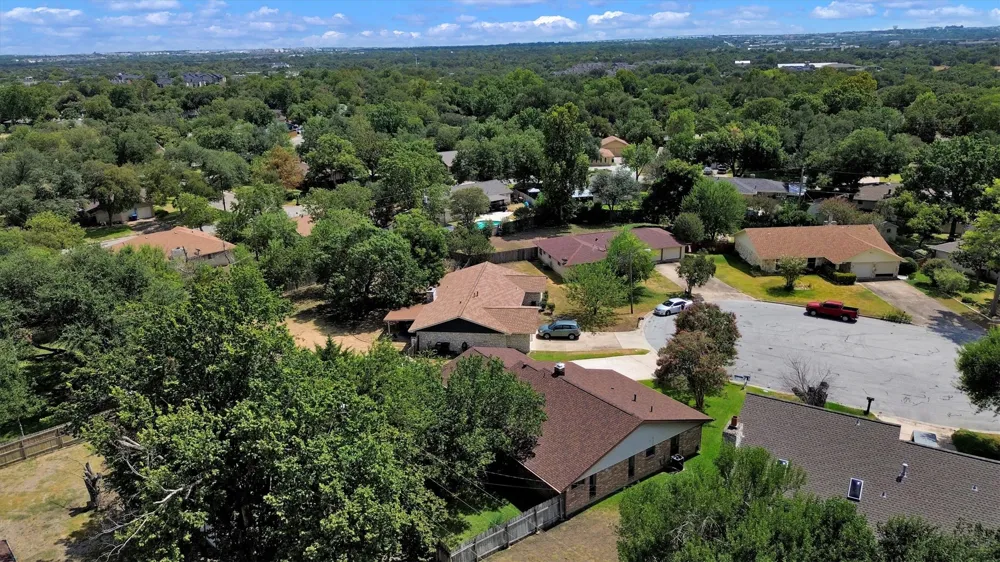 1610 Karen Cove Round Rock, TX 78664
