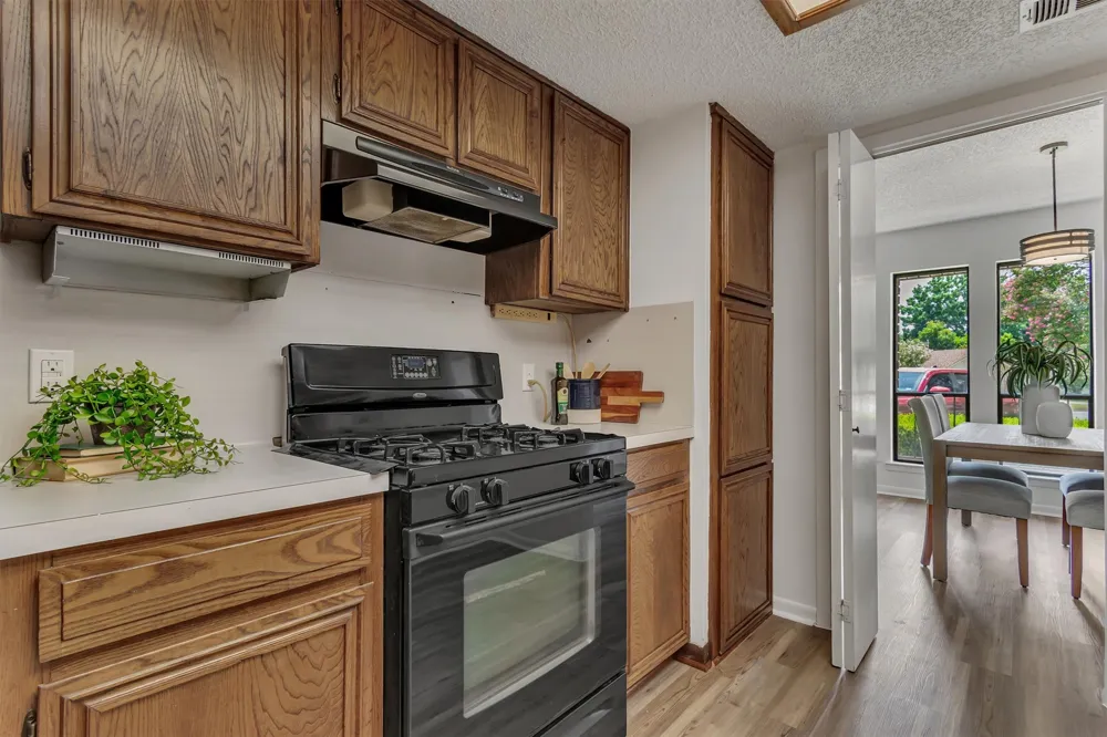 1610 Karen Cove Round Rock, TX 78664