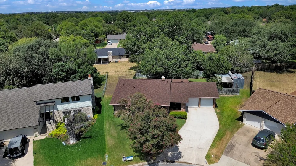 1610 Karen Cove Round Rock, TX 78664