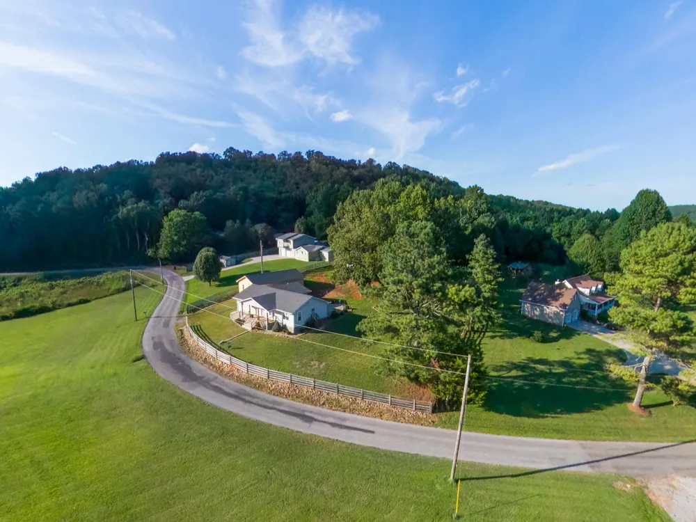 405 County Road 439 Athens, TN 37303