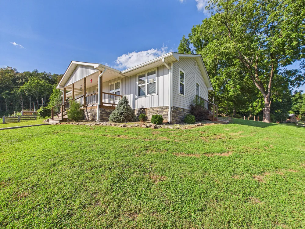 405 County Road 439 Athens, TN 37303