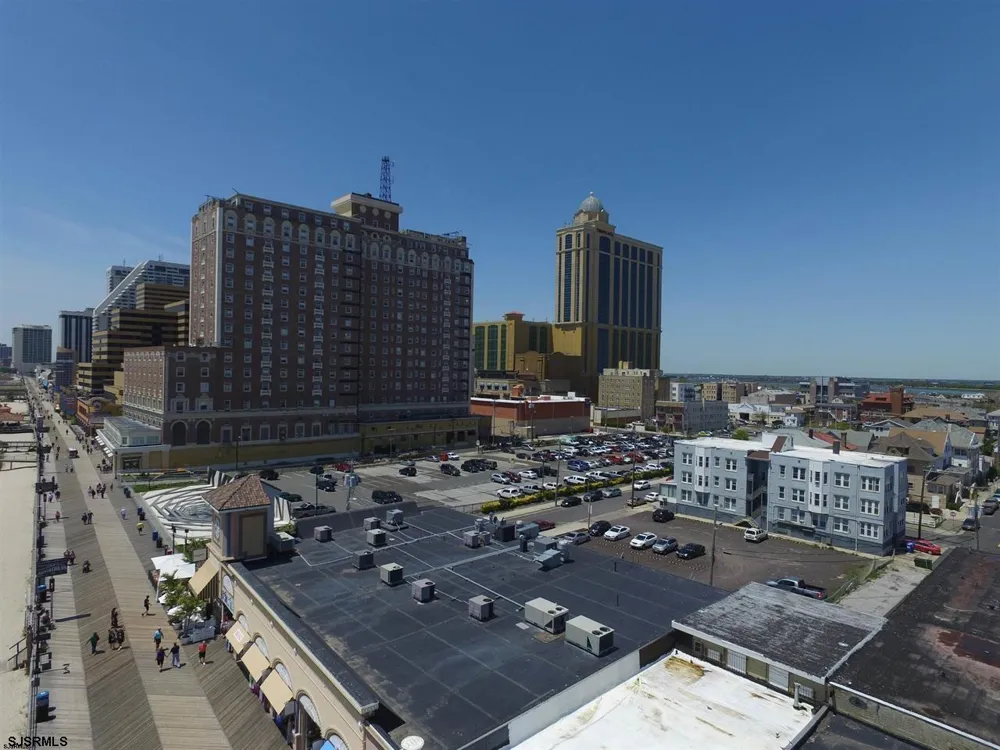2721 Boardwalk Atlantic City, NJ 08401