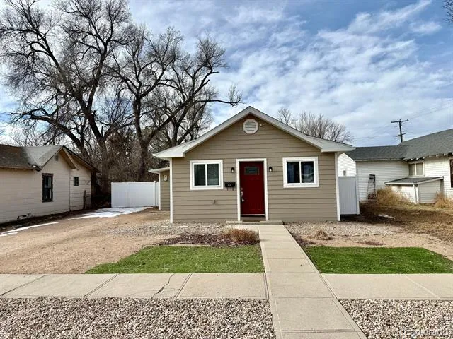 210 S Bowman Avenue Holyoke, CO 80734