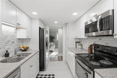 999 Emerson Street #2