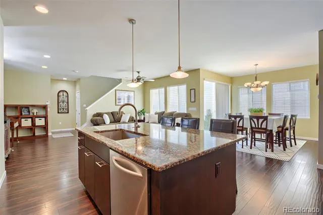 9753 Dunning Circle Highlands Ranch, CO 80126