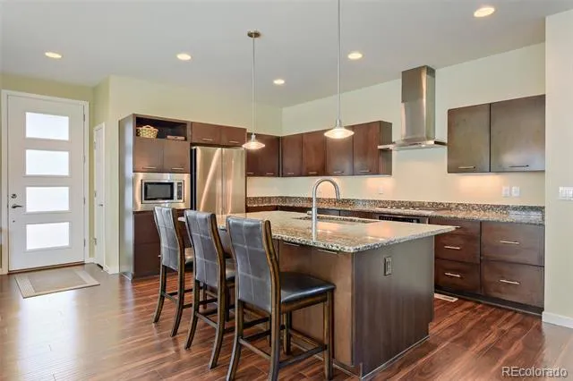 9753 Dunning Circle Highlands Ranch, CO 80126