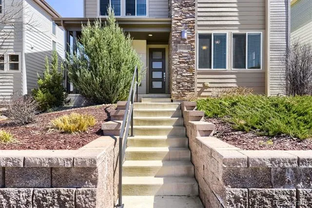 9753 Dunning Circle Highlands Ranch, CO 80126