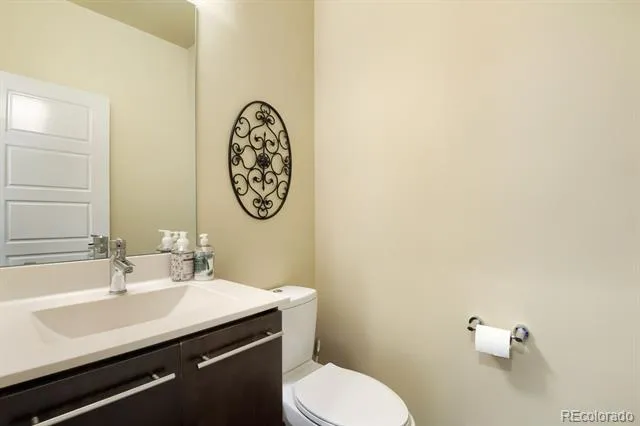 9753 Dunning Circle Highlands Ranch, CO 80126
