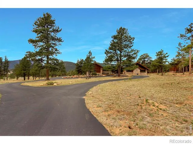 1180 Coyote Run Estes Park, CO 80517