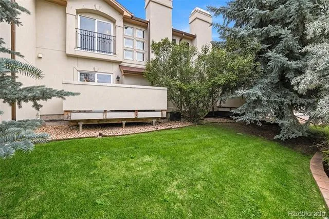 6607 S Forest Way #E Centennial, CO 80121