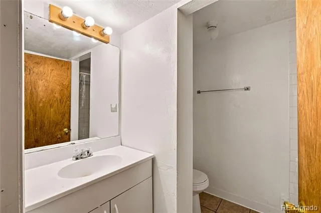 17645 E Loyola Drive #A Aurora, CO 80013