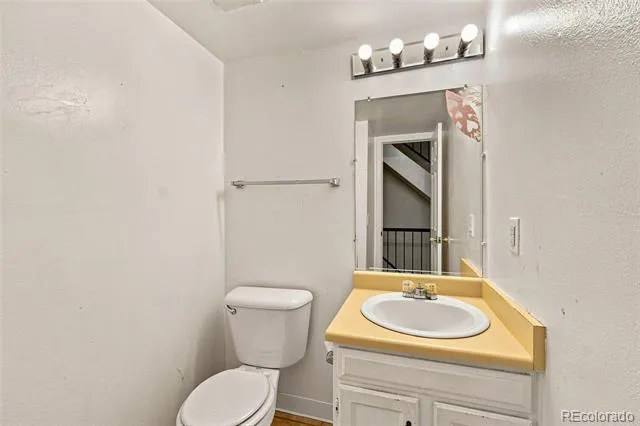 17645 E Loyola Drive #A Aurora, CO 80013
