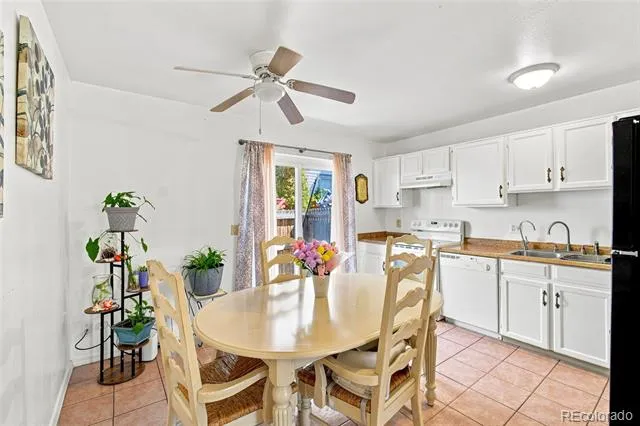 17645 E Loyola Drive #A Aurora, CO 80013