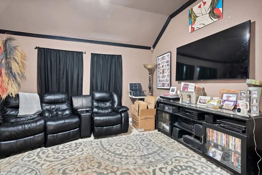 2716 Rochelle Point Irving, TX 75062