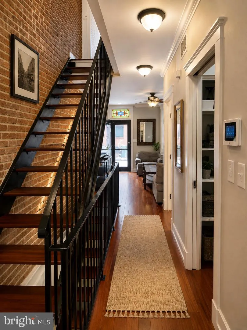 806 S STREEPER STREET Baltimore, MD 21224
