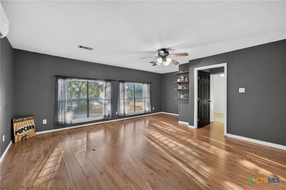 114 Wind Ridge Drive Harker Heights, TX 76548