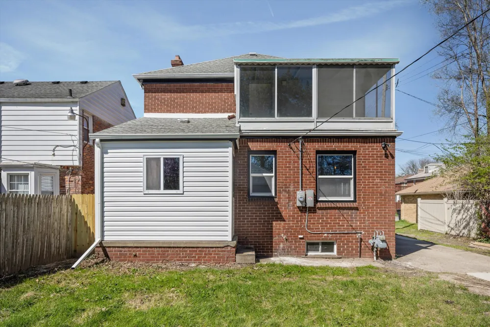 19350 Littlefield Street Detroit, MI 48235