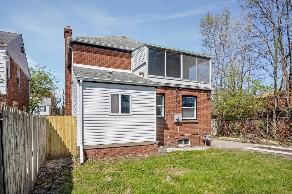 19350 Littlefield Street Detroit, MI 48235