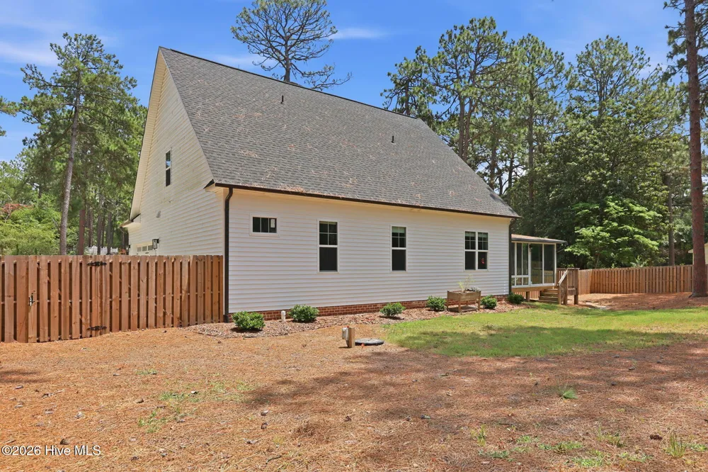 1750 E Indiana Avenue Southern Pines, NC 28387