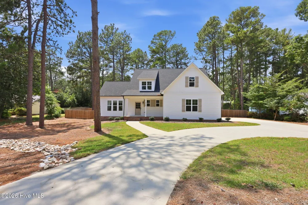 1750 E Indiana Avenue Southern Pines, NC 28387