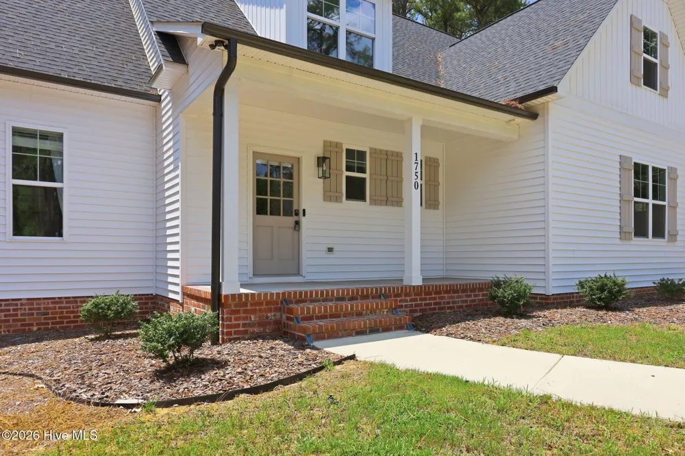 1750 E Indiana Avenue Southern Pines, NC 28387