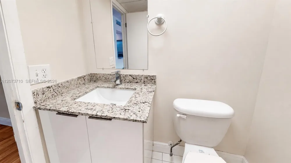 9363 Fontainebleau Blvd #H205 Miami, FL 33172