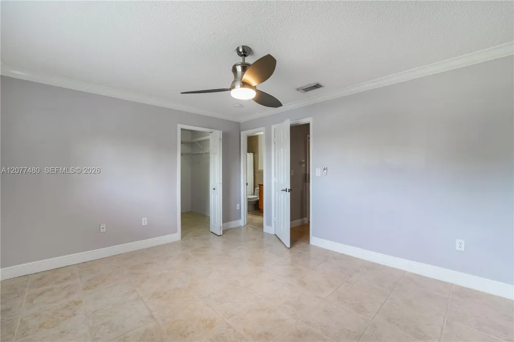 15354 SW 36th Ter Miami, FL 33185