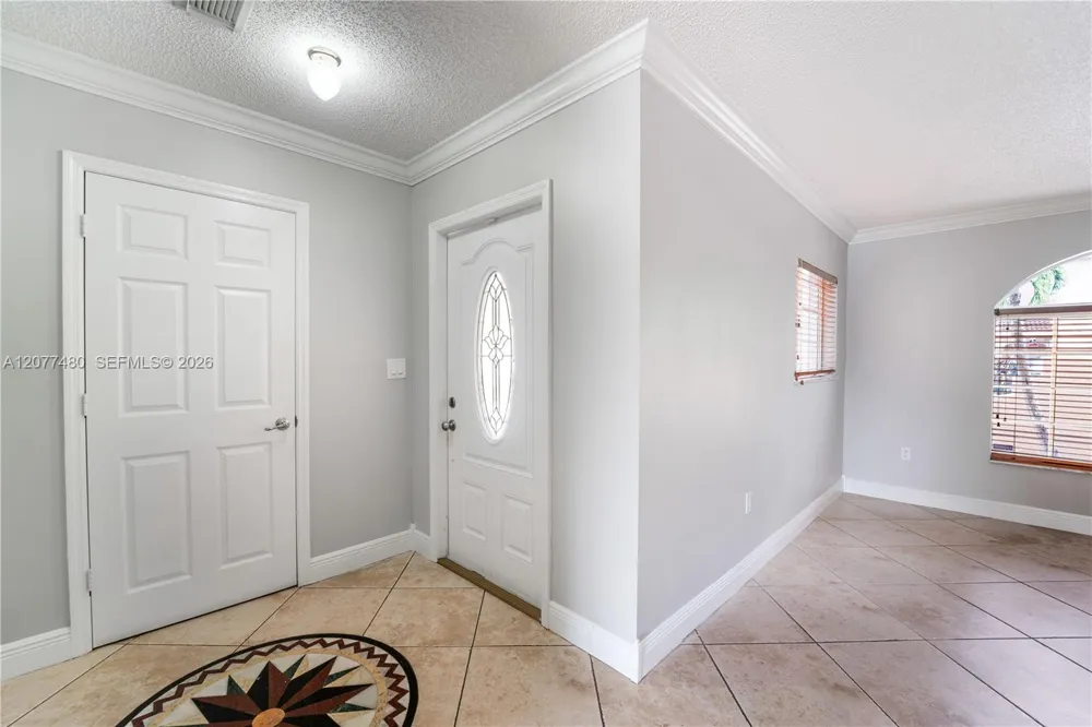 15354 SW 36th Ter Miami, FL 33185