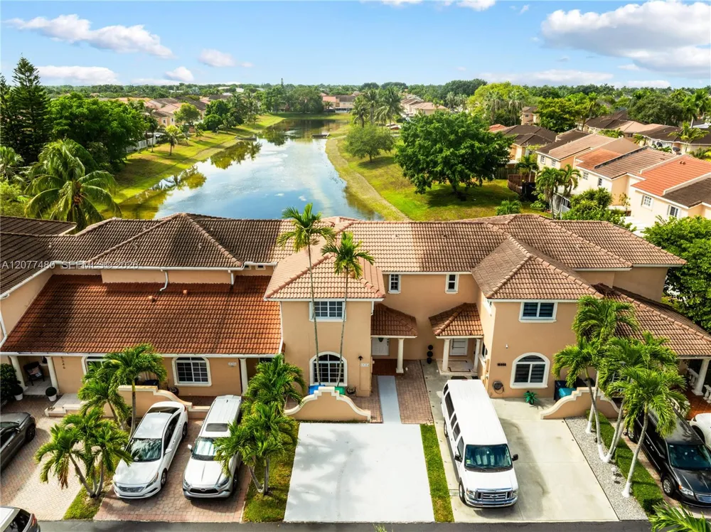 15354 SW 36th Ter Miami, FL 33185