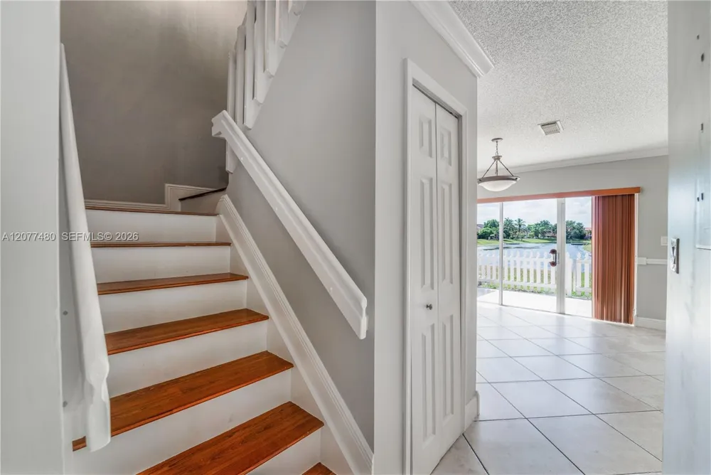 15354 SW 36th Ter Miami, FL 33185