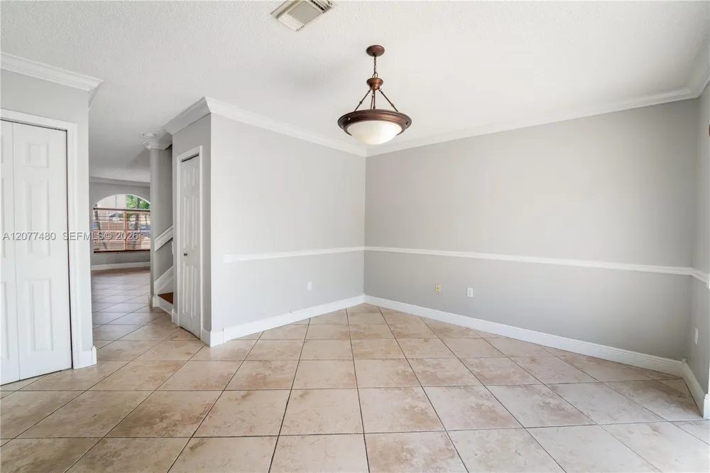 15354 SW 36th Ter Miami, FL 33185
