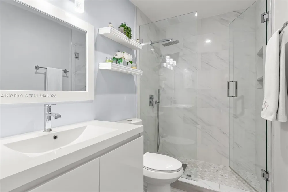 1064 NW 97th Ave #219 Pembroke Pines, FL 33024