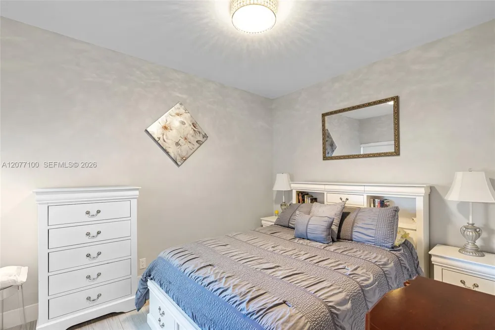 1064 NW 97th Ave #219 Pembroke Pines, FL 33024